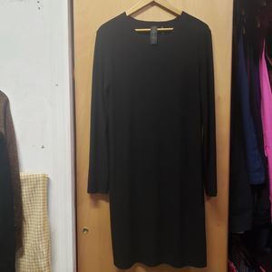 Norma Kamali black Shift Pullover Dress with crew neck- size Small